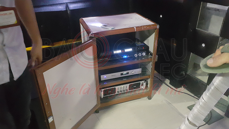 nha-hang-gia-long4 nha-hang-gia-long4