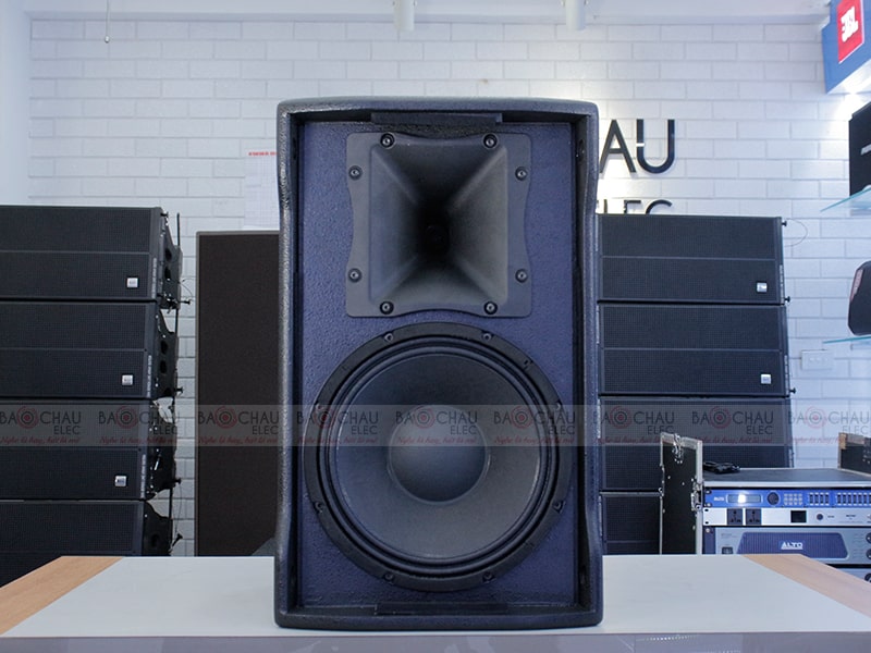 loa-karaoke-rcf-hay-nhat-the-gioi-va-ban-cuc-chay-22 loa-karaoke-rcf-hay-nhat-the-gioi-va-ban-cuc-chay-22