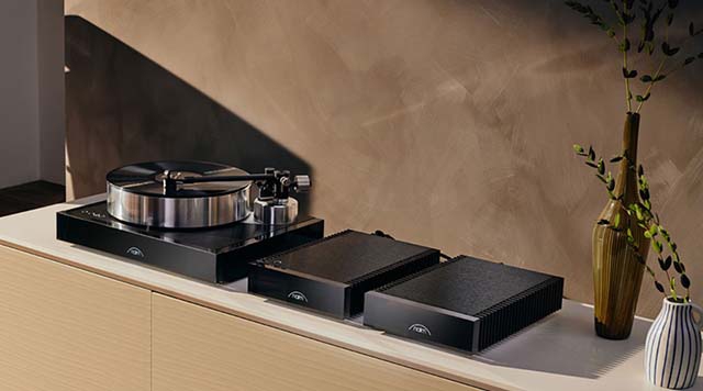 Solstice Special Edition: Sản phẩm chứa chiếc mâm đĩa đầu tay của Naim Audio