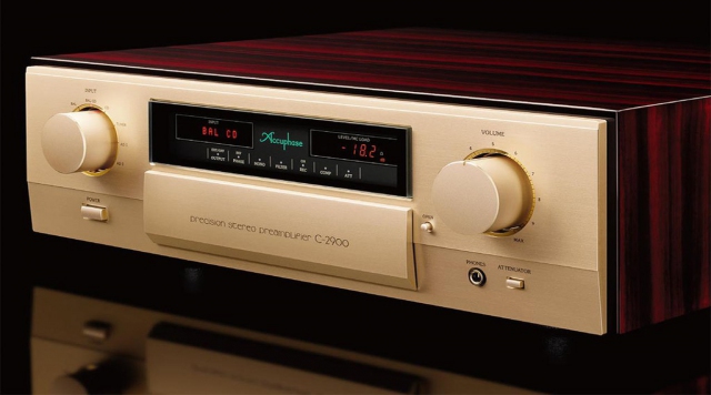 Accuphase trình làng preamp C-2900, trang bị mạch gain âm lượng AAVA Balanced