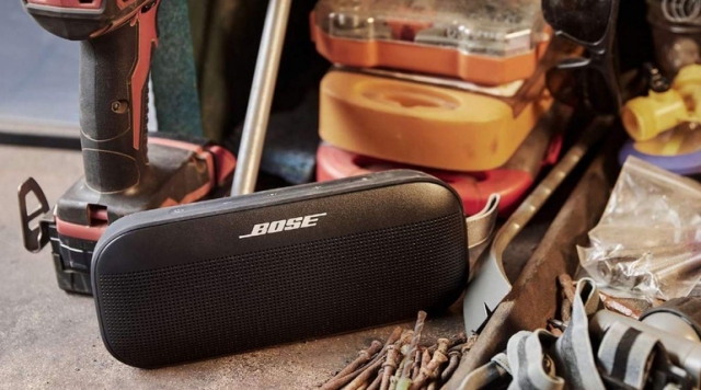 Bose giới thiệu loa không dây SoundLink Flex: Chống nước IP67, pin 12 tiếng