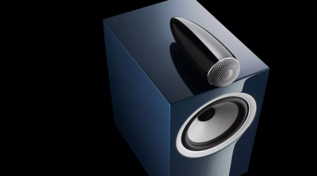 Bowers & Wilkins ra mắt phiên bản Midnight Blue Metallic cho bộ đôi 705 và 702 Signature