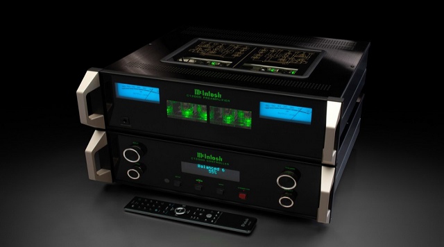 McIntosh lại ra mắt siêu phẩm mới C12000 C+ST, preamp đầu tiên cho phép chọn đèn hoặc bán dẫn