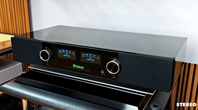 Loa không dây McIntosh RS250: Thiết kế đẹp, cấu hình mạnh mẽ, thao tác đơn giản