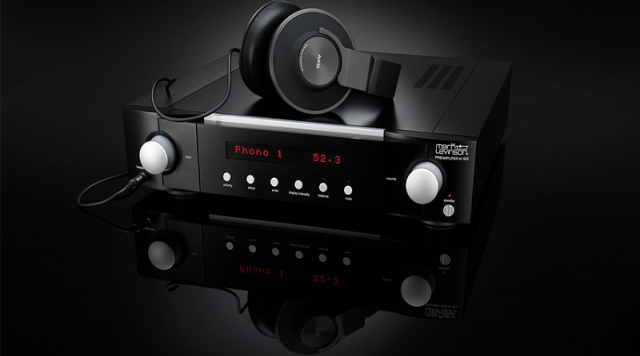 Preamp Mark Levinson No523: Mang chất âm thuần analogue đến với người yêu nhạc