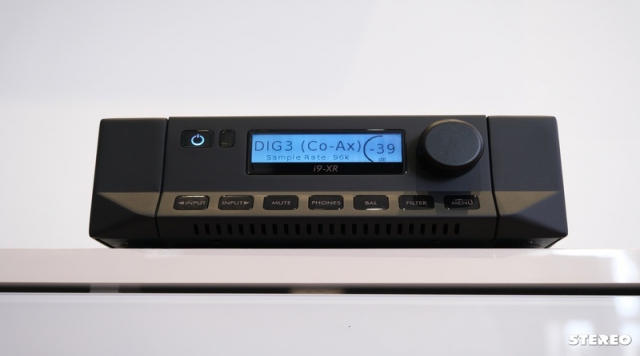 Đầu phát CD tích hợp Cyrus CDi-XR: Thiết kế mới mẻ, nhiều nâng cấp hấp dẫn về cấu hình và công nghệ