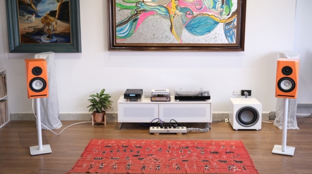 Mở hộp loa SB Acoustics SBE C-6: Thiết kế đẹp, hoàn thiện tốt, giá hợp lý