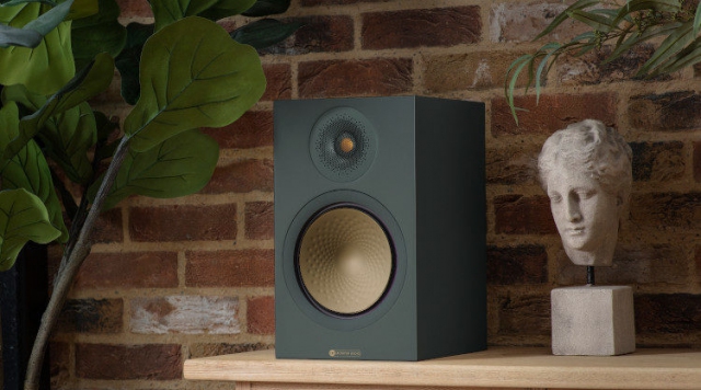 Monitor Audio kỷ niệm 50 năm thành lập với đôi bookshelf Silver 100 Limited Edition