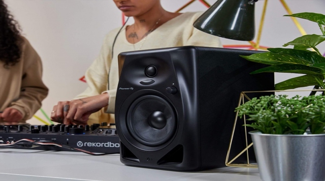 Pioneer DJ bổ sung ba thành viên mới cho dòng loa DM Series