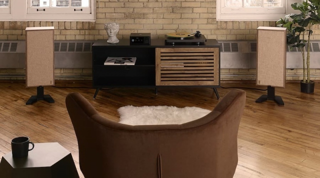 PSB Speakers kỉ niệm 50 năm thành lập với đôi loa Passif 50 Anniversary Edition
