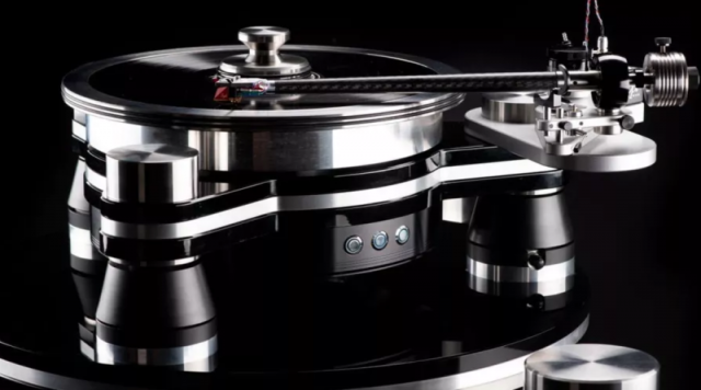 VPI đưa công nghệ truyền động trực tiếp lên tầm hi-end với mâm Avenger Direct