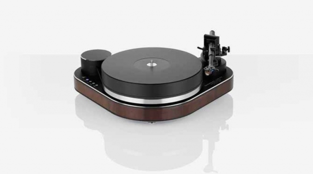 Clearaudio ra mắt mâm than hi-end Reference Jubilee: Thiết kế dạng boomerang độc đáo, giá chạm mốc 500 triệu đồng