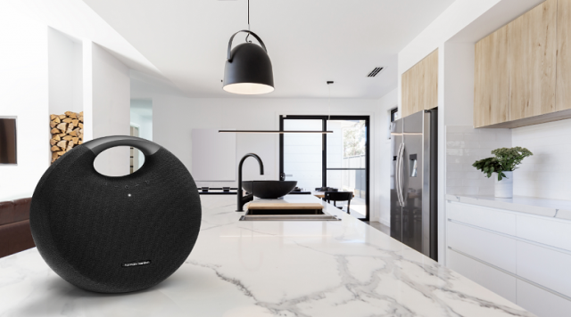 So sánh loa harman kardon onyx studio 6 và 7: Lựa chọn nào xứng đáng nhất