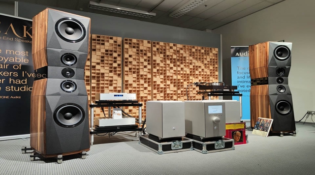 Trình làng siêu loa PEAK Dragon Legacy tại High End Munich 2023