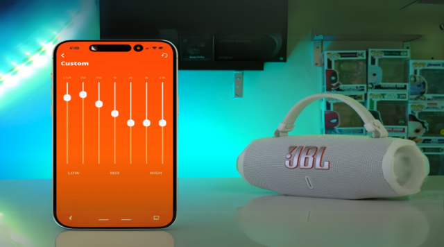 JBL Charge 6 Bao Nhiêu W? Tìm Hiểu Sức Mạnh Âm Thanh Từ Loa Bluetooth Mới Nhất Của JBL