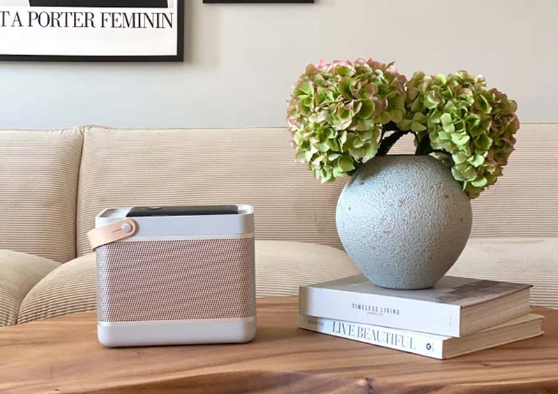 Loa B&O Beolit 20