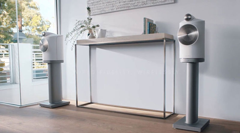 Loa B&W Formation Duo